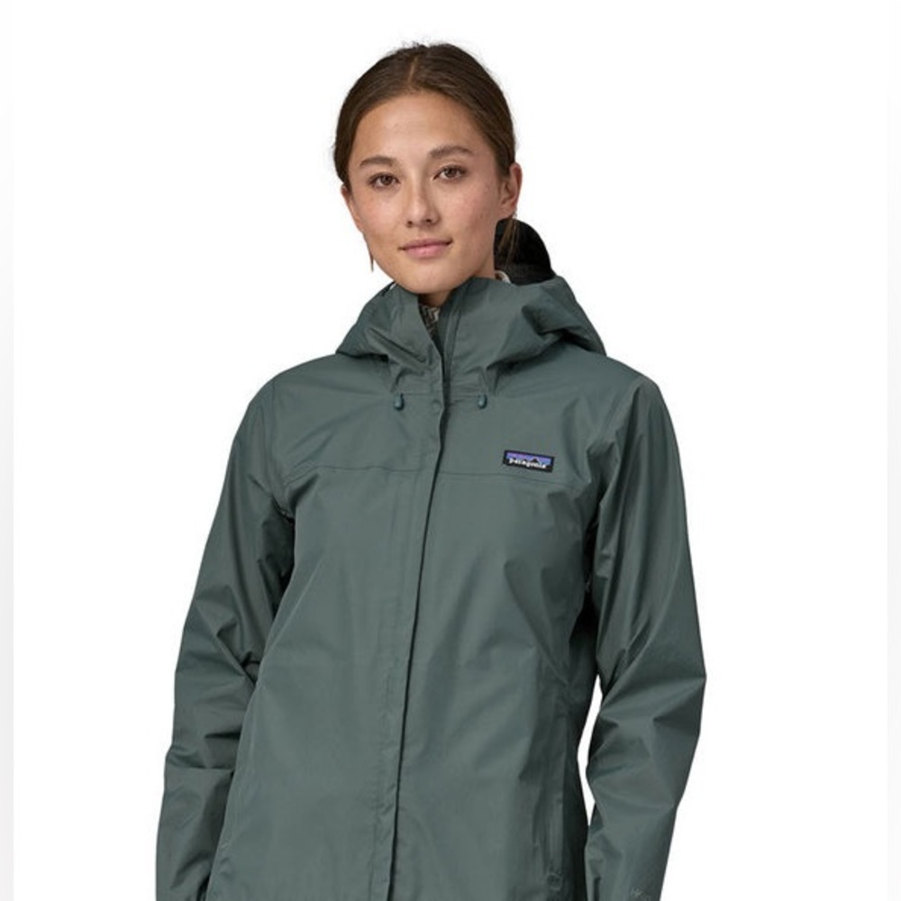 Patagonia Women's Torrentshell 3L Rain Jacket, Small, Nouveau Green, Like New